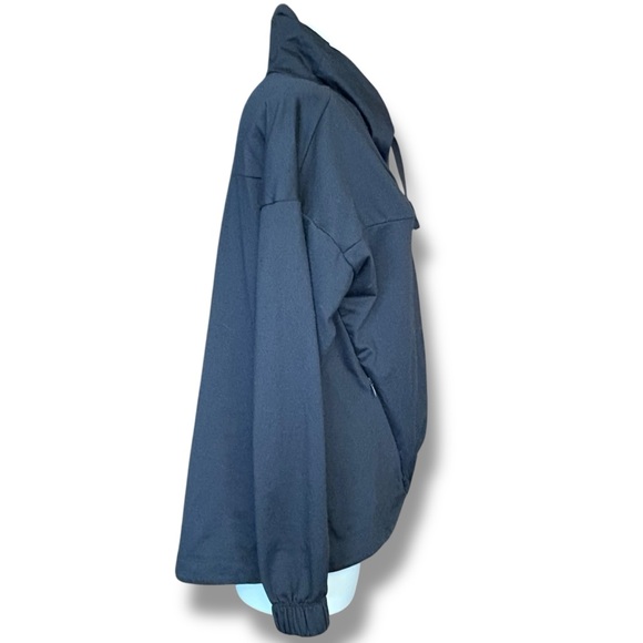 Fabletics Europa Cowl Neck Hi-Lo Pullover Black Long Sleeve Athletic Top Small - Picture 5 of 11